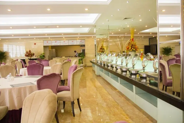 Лоян: Luoyang Peony Hotel