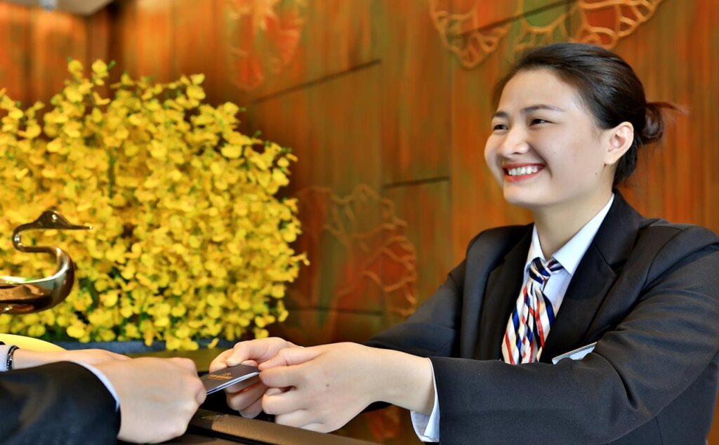 Иу: Byland Star Hotel