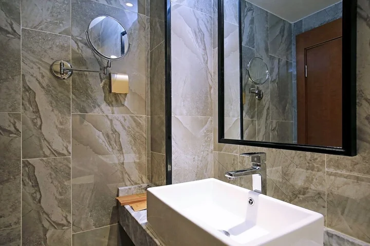 Гуйлинь: Immersing Hotel Guihu Branch