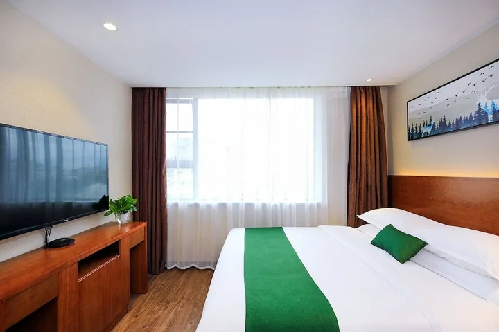 Гуйлинь: Immersing Hotel Guihu Branch