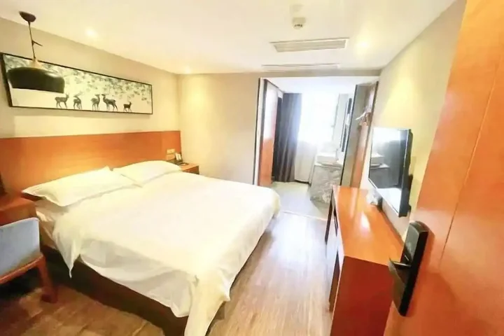 Гуйлинь: Immersing Hotel Guihu Branch