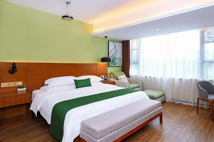 Гуйлинь: Immersing Hotel Guihu Branch
