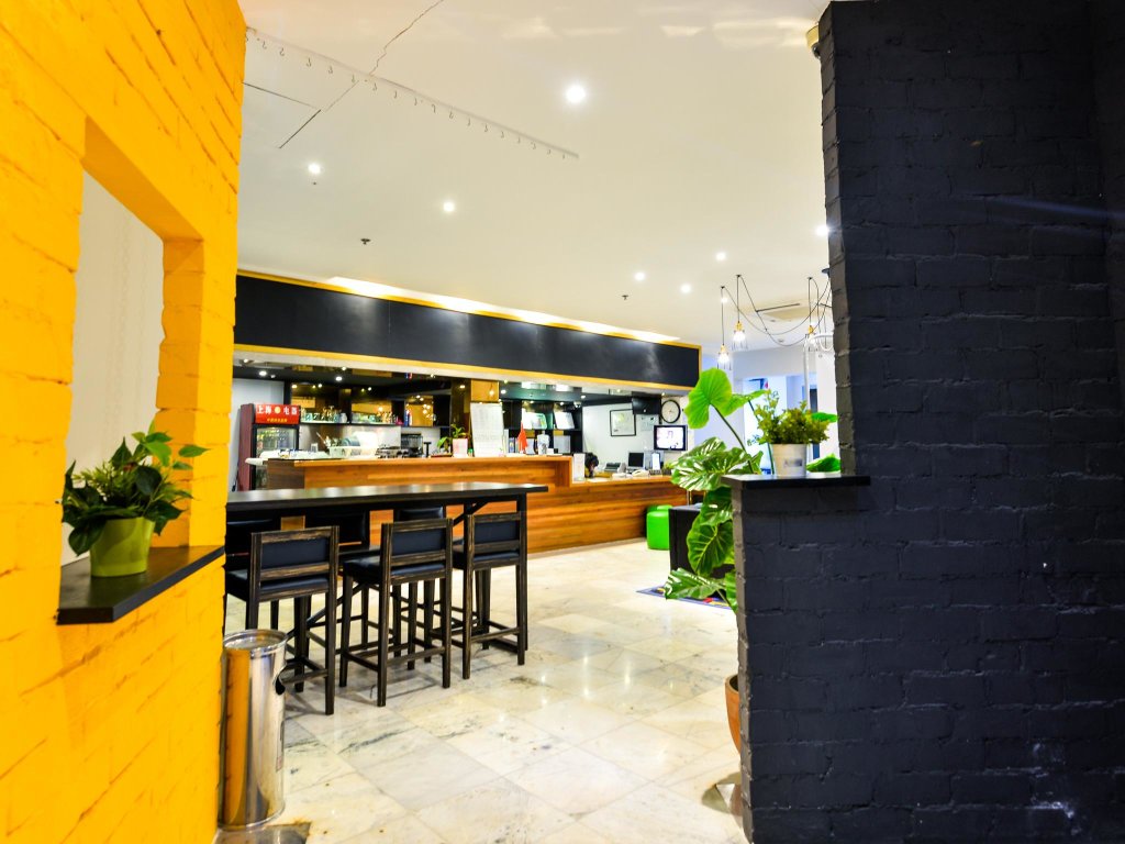 Шанхай: Shanghai Fish Inn Bund