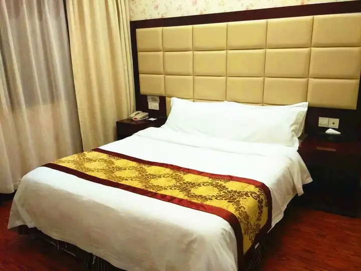 Шанхай: Shanghai Rezen Select Hotel