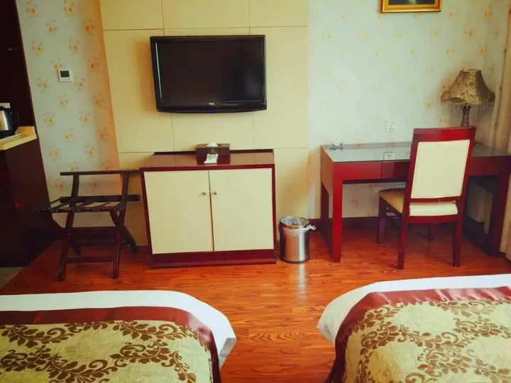 Шанхай: Shanghai Rezen Select Hotel