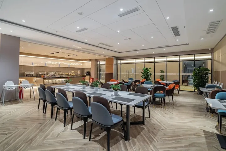 Шанхай: Shanghai Rezen Select Hotel