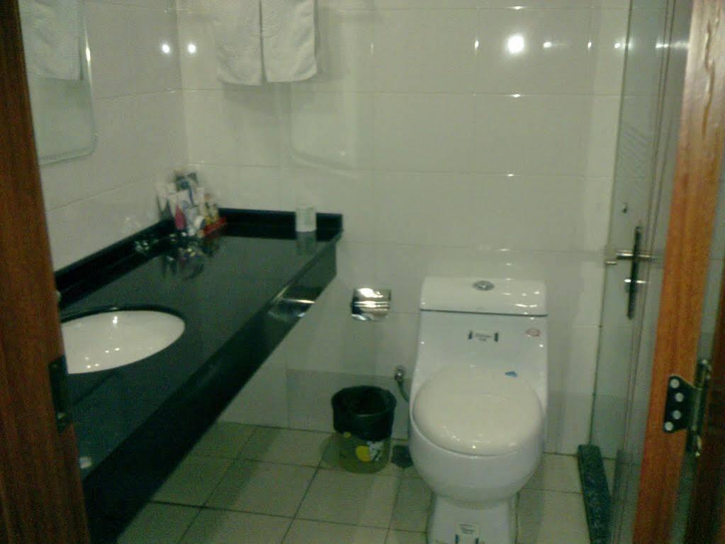 Тайчжоу: Jing Jiang City Star Hotel
