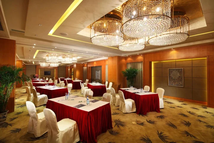 Нанкин: Hilton Nanjing Riverside