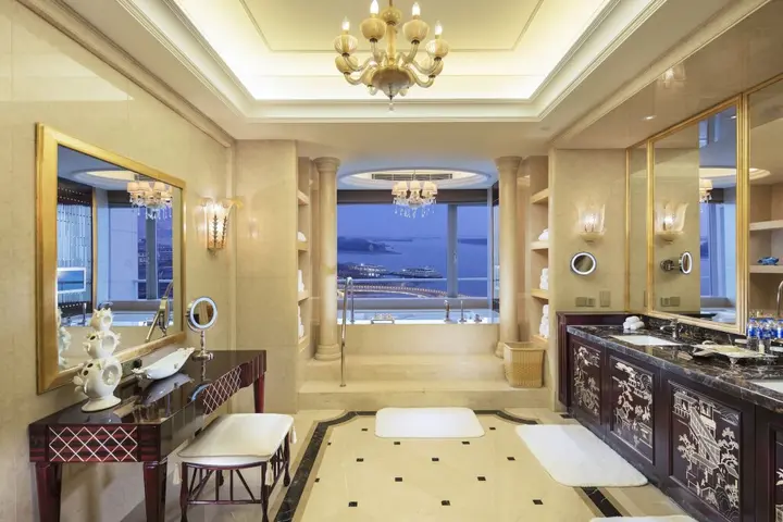 Нанкин: Hilton Nanjing Riverside