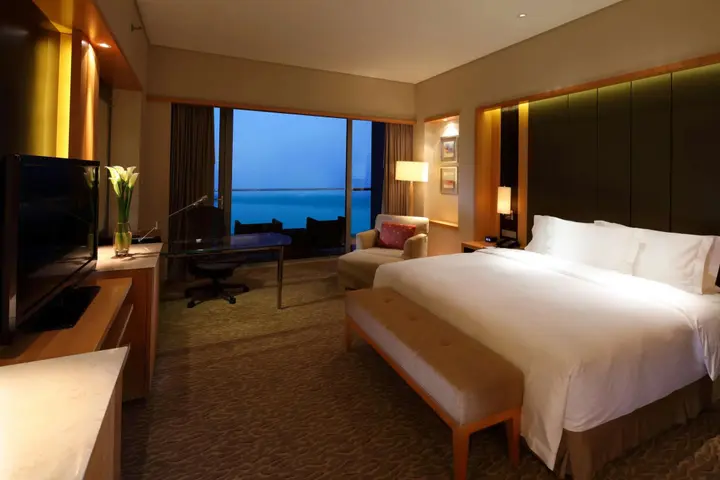 Нанкин: Hilton Nanjing Riverside