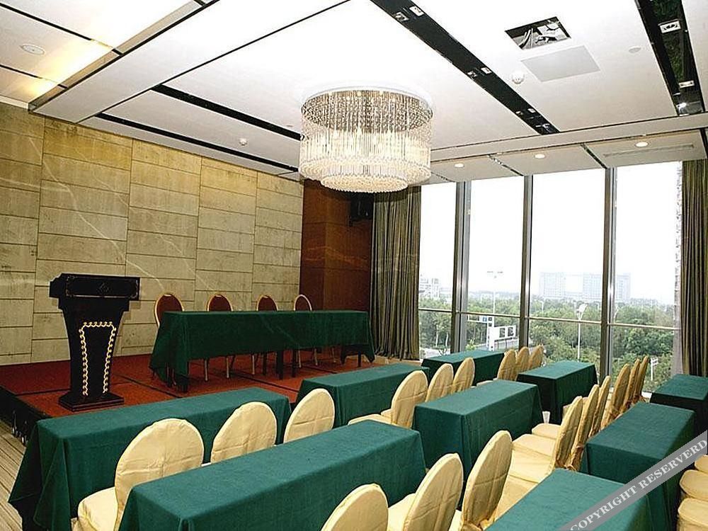 Наньтун: Rosedale Hotel & Suites Nantong