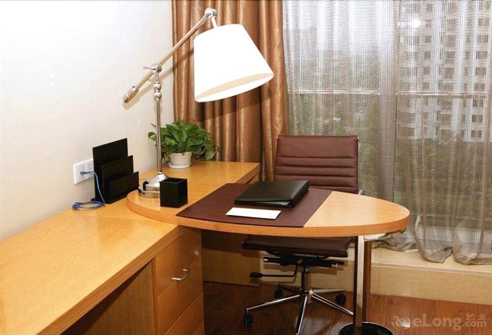 Наньтун: Rosedale Hotel & Suites Nantong