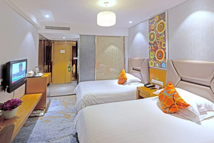 Иу: Ejon Fashion Hotel