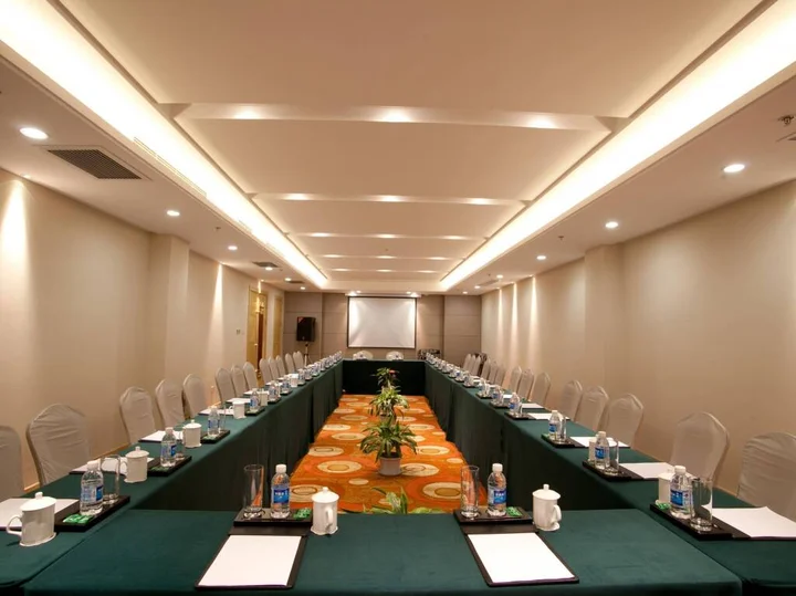 Циндао: Zhanshan Garden Hotel