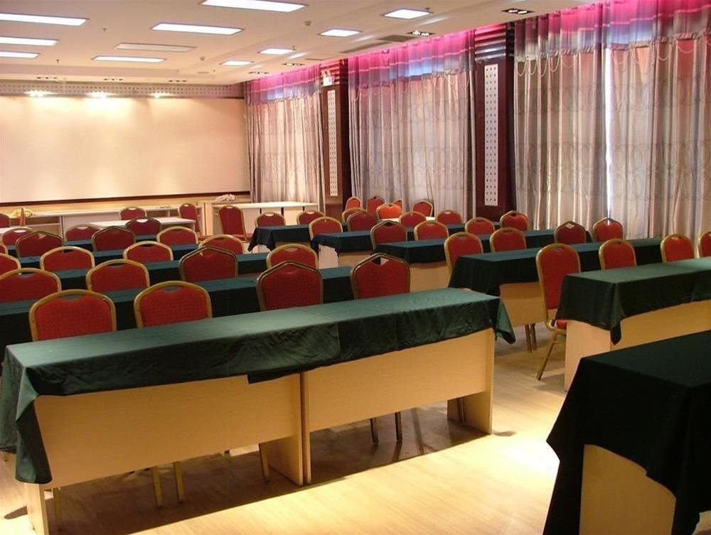 Кашгар: Xinde Business Hotel