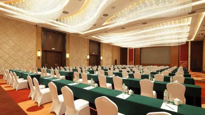 Наньтун: Holiday Inn Nantong Oasis Centre by IHG