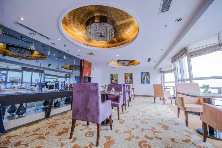 Линьи: Linyi Blue Horizon International Hotel