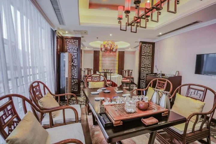 Линьи: Linyi Blue Horizon International Hotel
