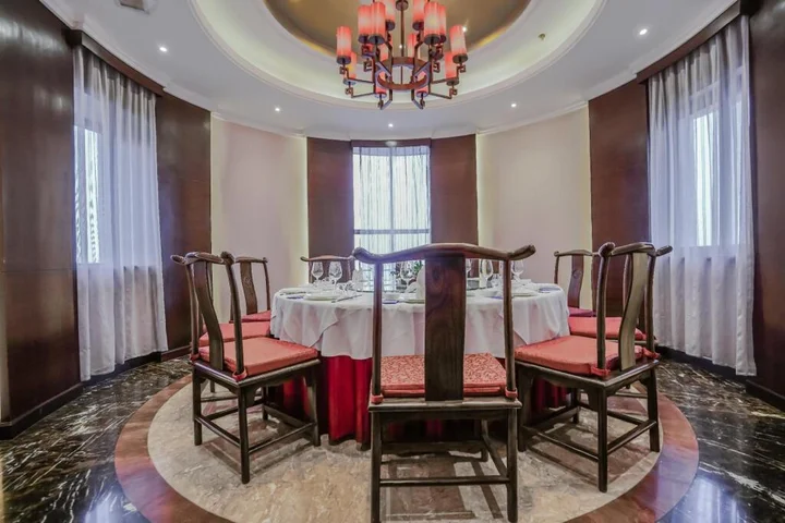 Линьи: Linyi Blue Horizon International Hotel