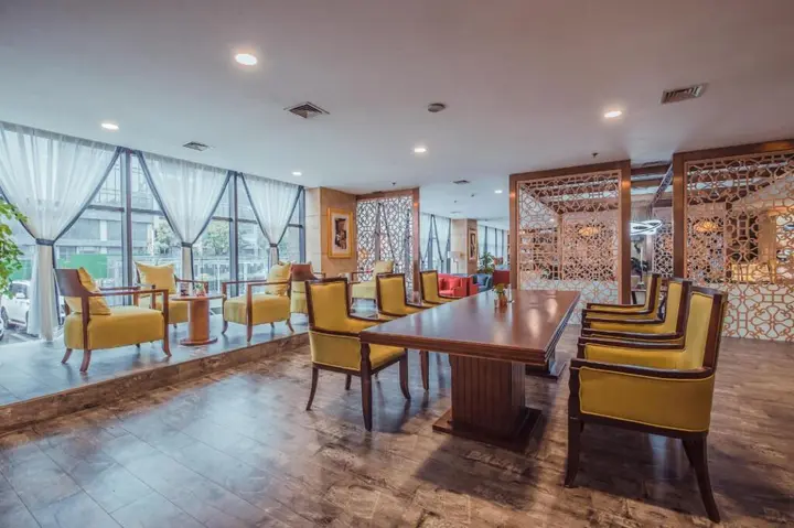 Линьи: Linyi Blue Horizon International Hotel