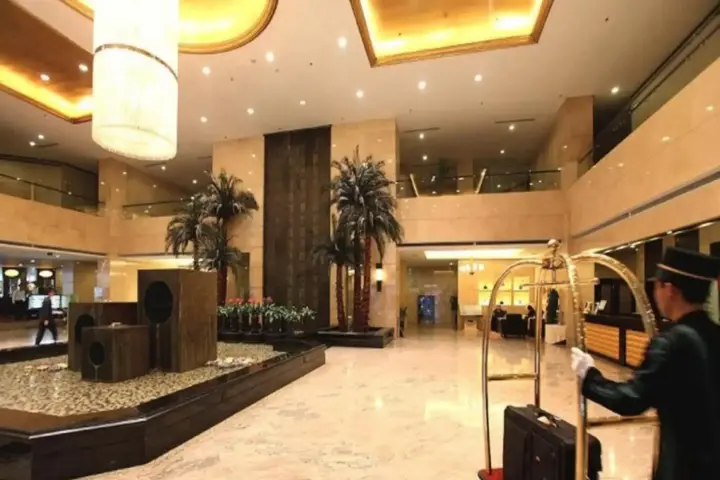Линьи: Linyi Blue Horizon International Hotel