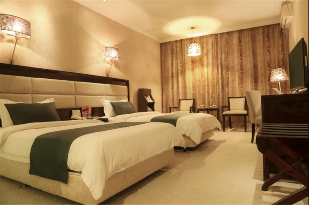 Шэньчжэнь: Shenzhen Tourism Trend Hotel