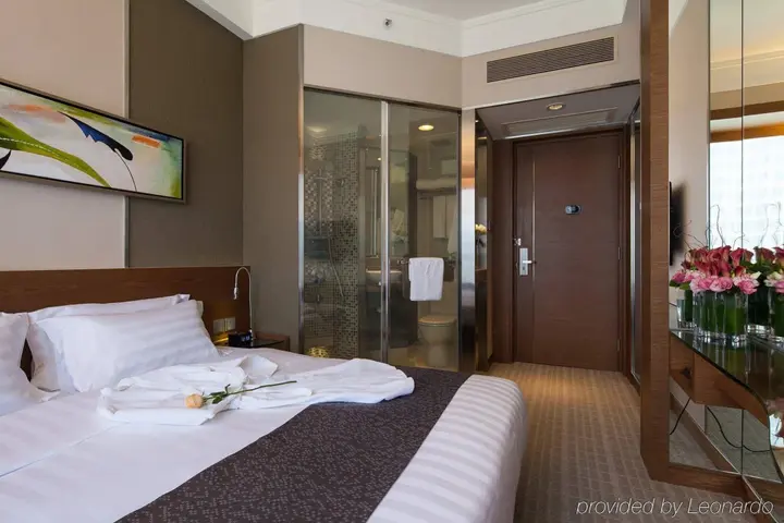 Гонконг: Rosedale Hotel Kowloon