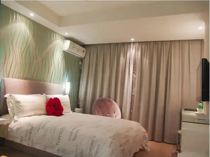 Ухань: Yangtze River TOMOLO Hotel (Wuzhan Branch)