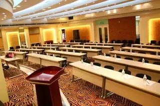 Ухань: Yangtze River TOMOLO Hotel (Wuzhan Branch)