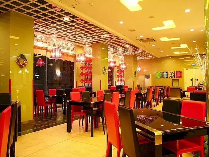 Ухань: Yangtze River TOMOLO Hotel (Wuzhan Branch)
