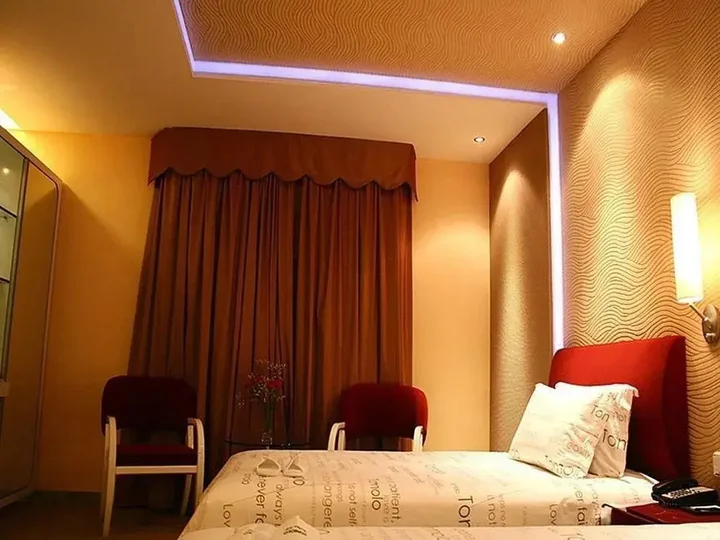 Ухань: Yangtze River TOMOLO Hotel (Wuzhan Branch)