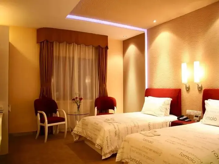 Ухань: Yangtze River TOMOLO Hotel (Wuzhan Branch)