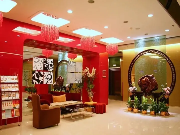 Ухань: Yangtze River TOMOLO Hotel (Wuzhan Branch)