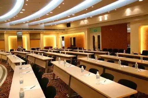 Ухань: Yangtze River TOMOLO Hotel (Wuzhan Branch)