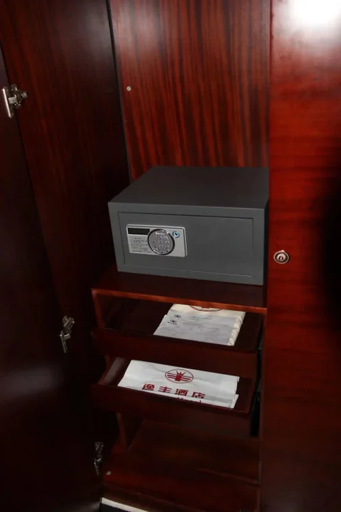 Гуанчжоу: YiFeng Hotel