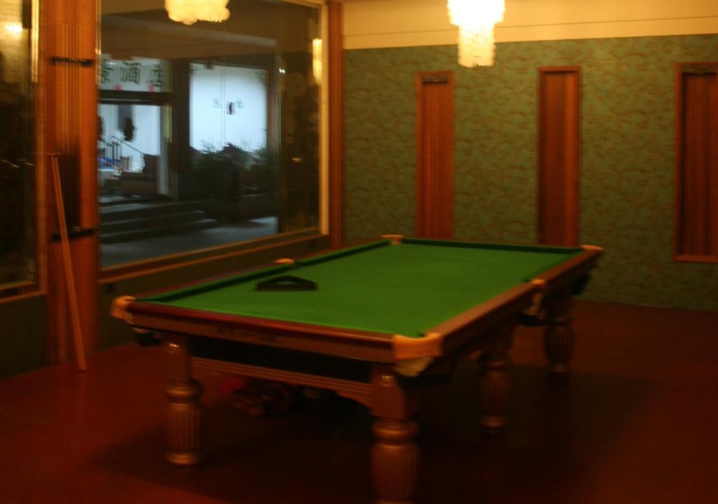Лешан: Mount Emei Jadeite Resort