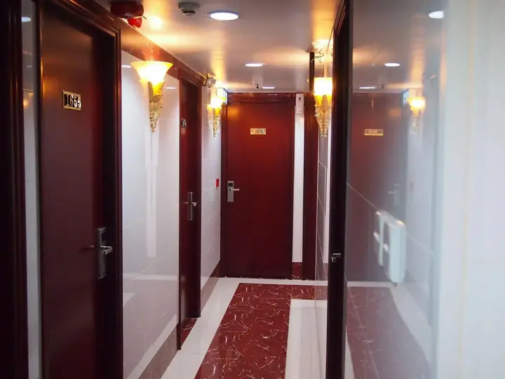 Гонконг: Delta Lounge