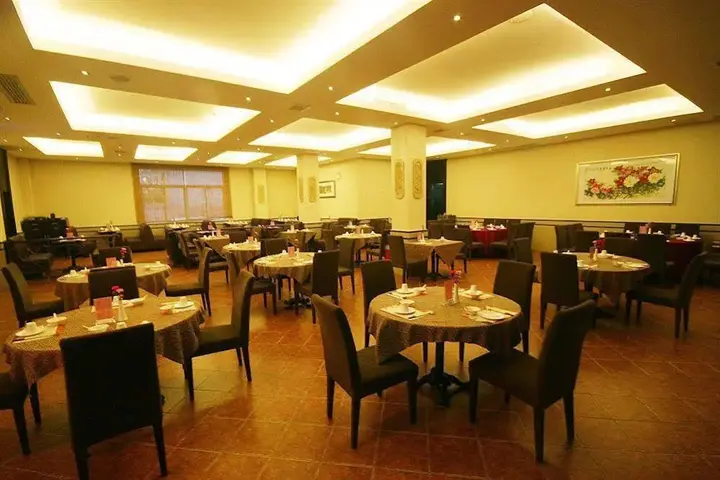 Гуанчжоу: Dong Yi Business Hotel