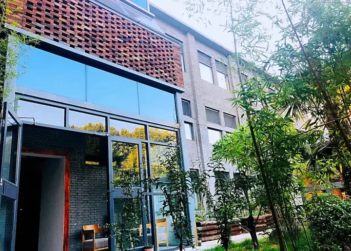 Лоян: Yijia Youth Hostel