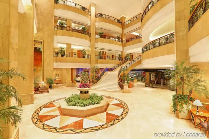 Чэнду: Sheraton Chengdu Lido Hotel