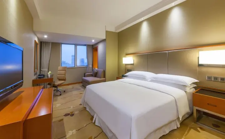 Чэнду: Sheraton Chengdu Lido Hotel