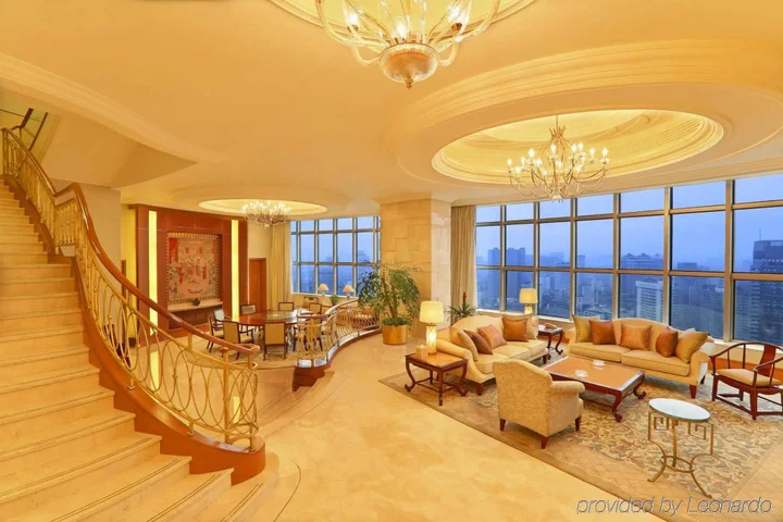 Чэнду: Sheraton Chengdu Lido Hotel