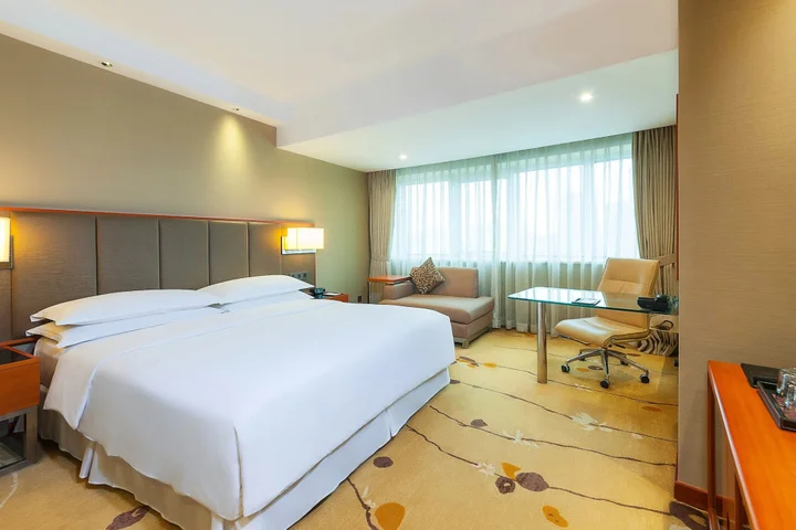 Чэнду: Sheraton Chengdu Lido Hotel