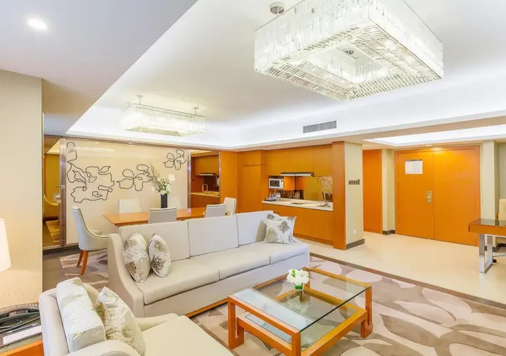 Чэнду: Sheraton Chengdu Lido Hotel