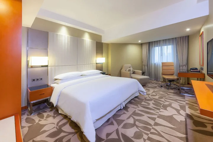 Чэнду: Sheraton Chengdu Lido Hotel
