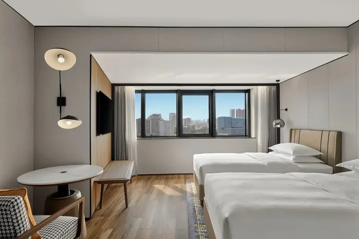 Чэнду: Sheraton Chengdu Lido Hotel