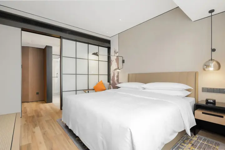 Чэнду: Sheraton Chengdu Lido Hotel