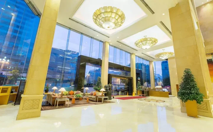 Чэнду: Sheraton Chengdu Lido Hotel