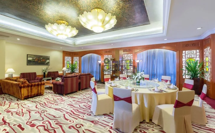 Чэнду: Sheraton Chengdu Lido Hotel