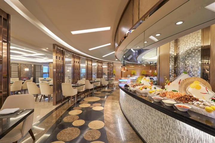 Шэньчжэнь: Four Points by Sheraton Shenzhen